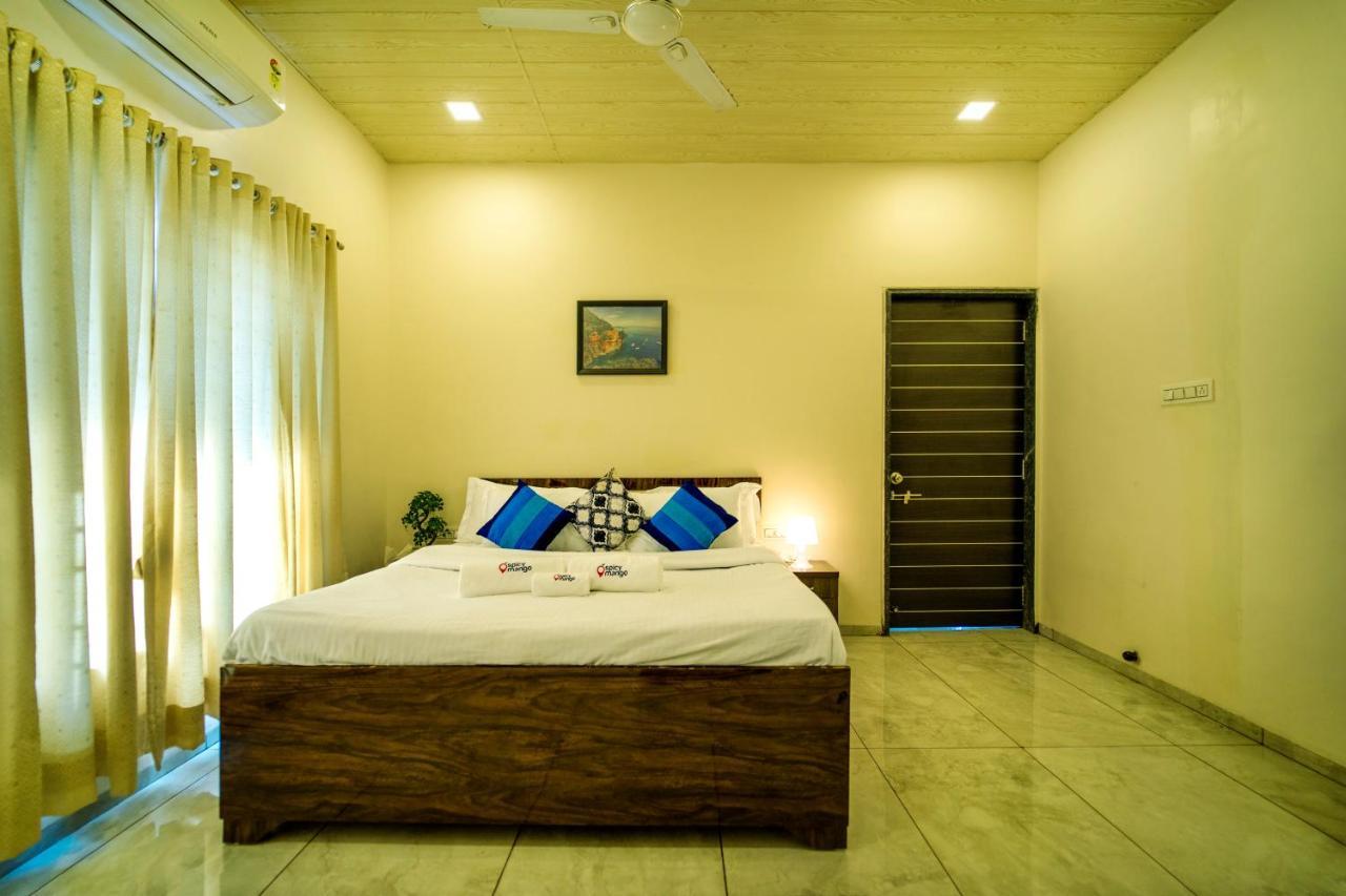 Spicy Mango Villa Insam - Hill View Villa In Karjat Exterior photo